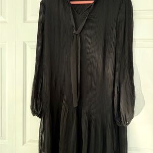 3 items/$20
DKNY Black Long Sleeve Dress